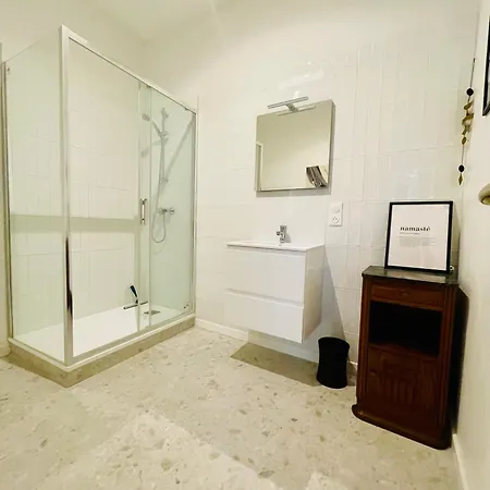 Liberte - Grand Appartement Vintage, Centre Lille, Parking, Ideal Familles & Pros *